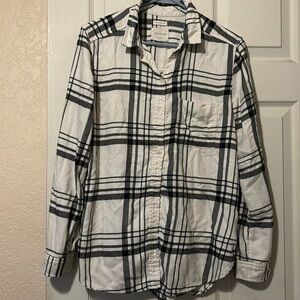 3/$15 ☀️ American Eagle Flannel